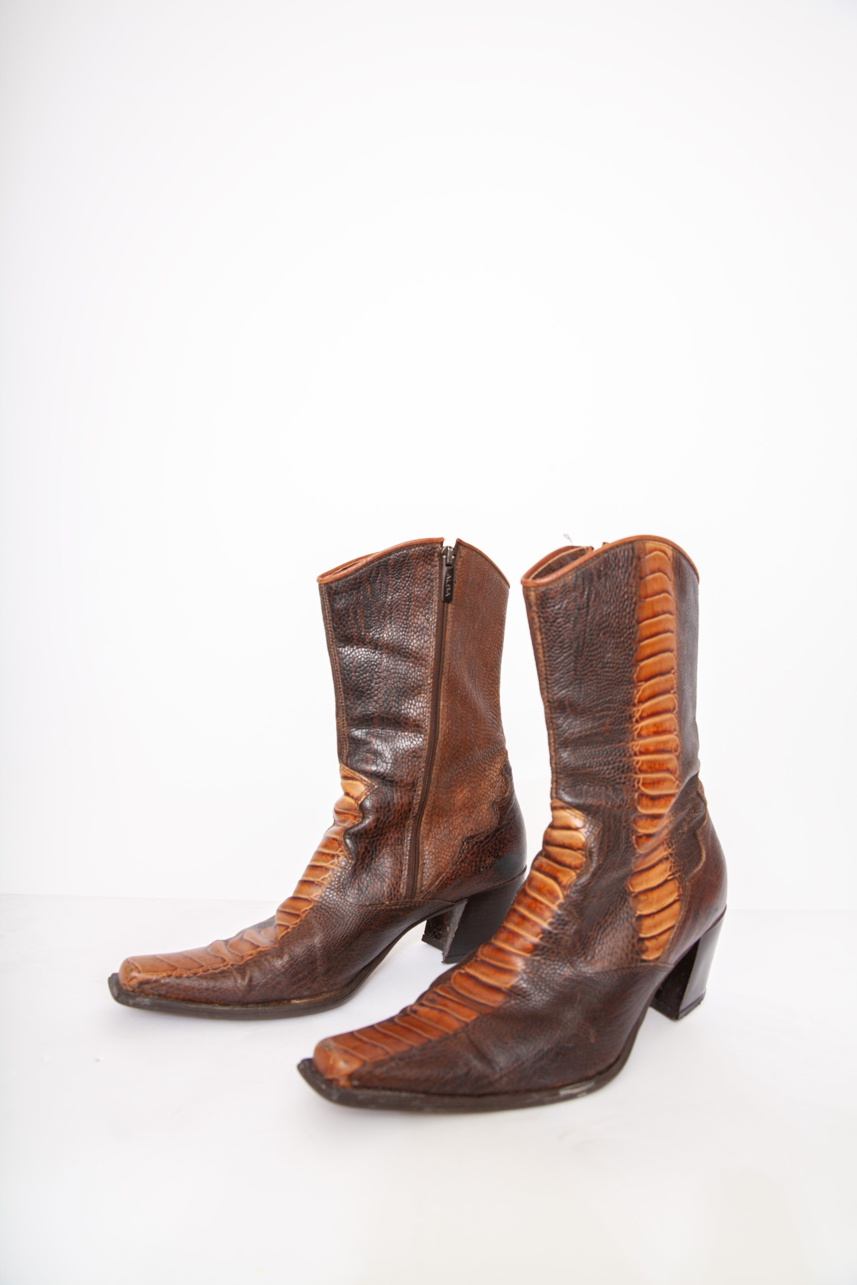 Vintage Boots (KNWLS-esque)