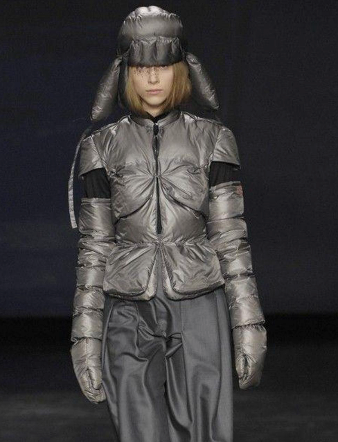 A.F. VANDEVORST A/W 2008 Black Puffer Vest Runway