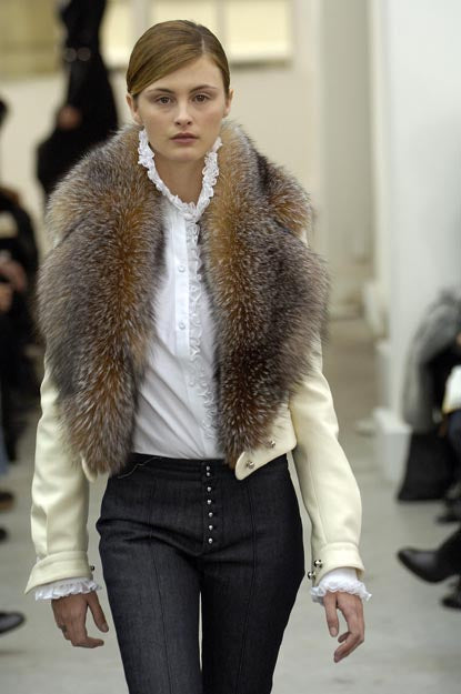 Balenciaga Black Military Jacket fur collar 2005 Nicolas Ghesquière Runway 40